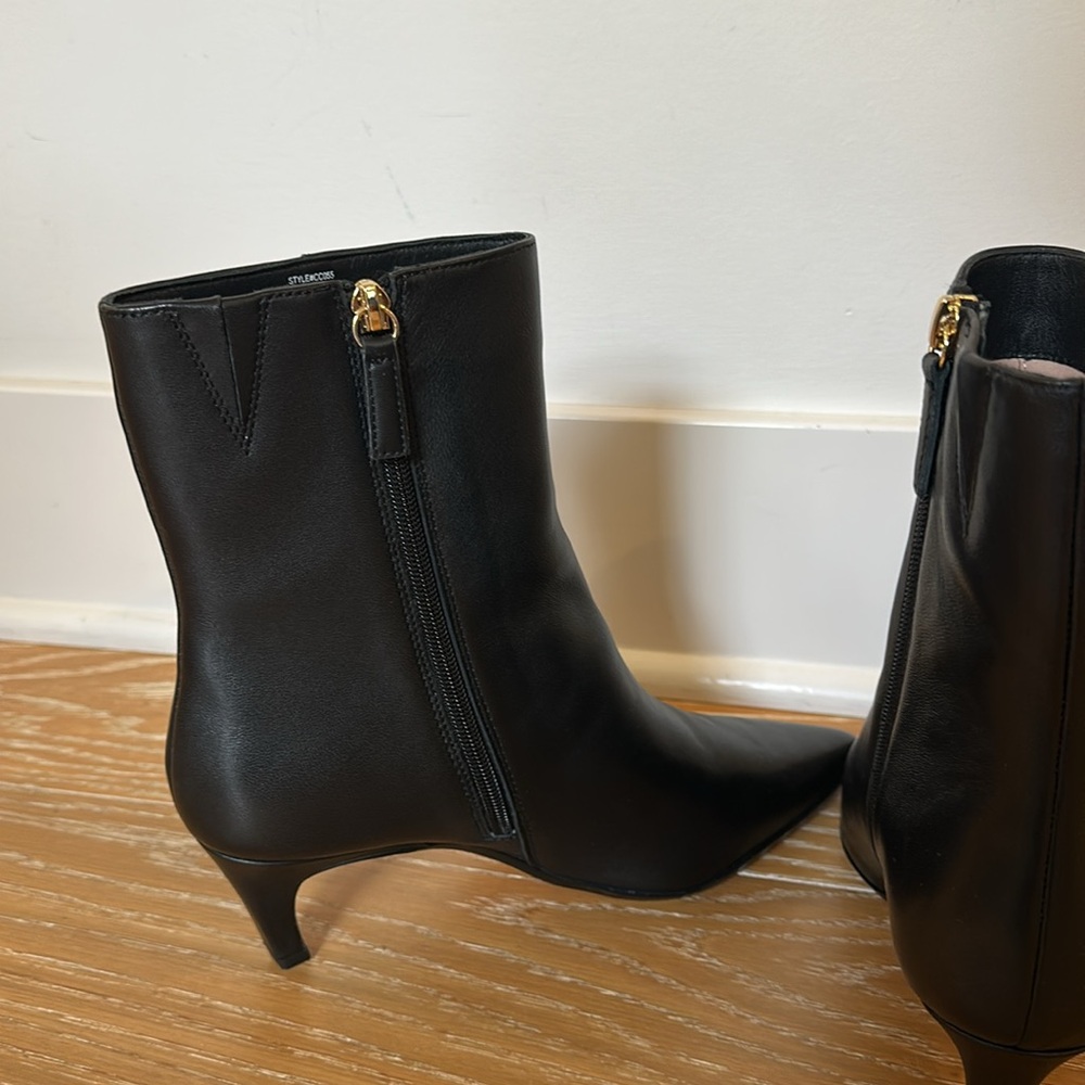J. Crew Stevie in black leather…NEW without box - Picture 3 of 5